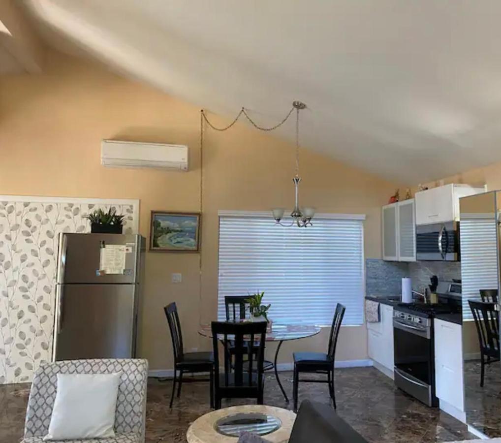 Large Luxury Studio With View In Santa Monica Esterno foto